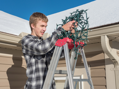 The Safety Advantages of Professional Christmas Lights Installation